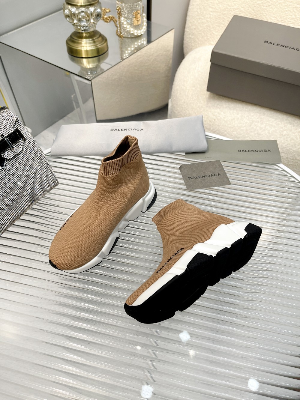 Children's shoes child